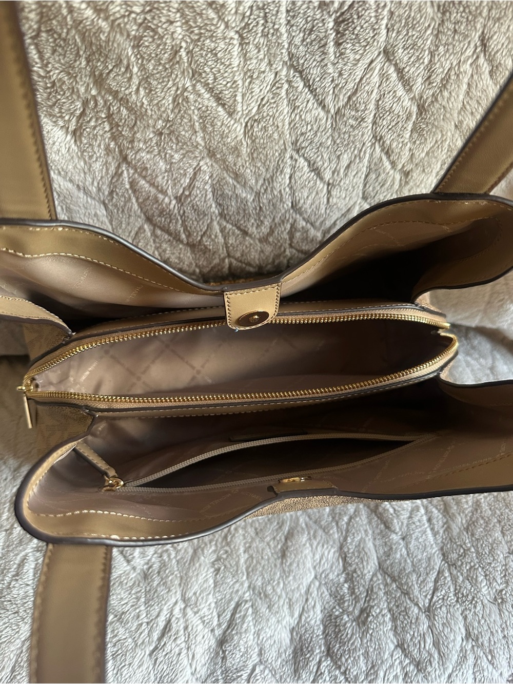Michael Kors Beige/Tan Signature Rosemary MK Logo Shoulder Bag - Picture 6 of 7